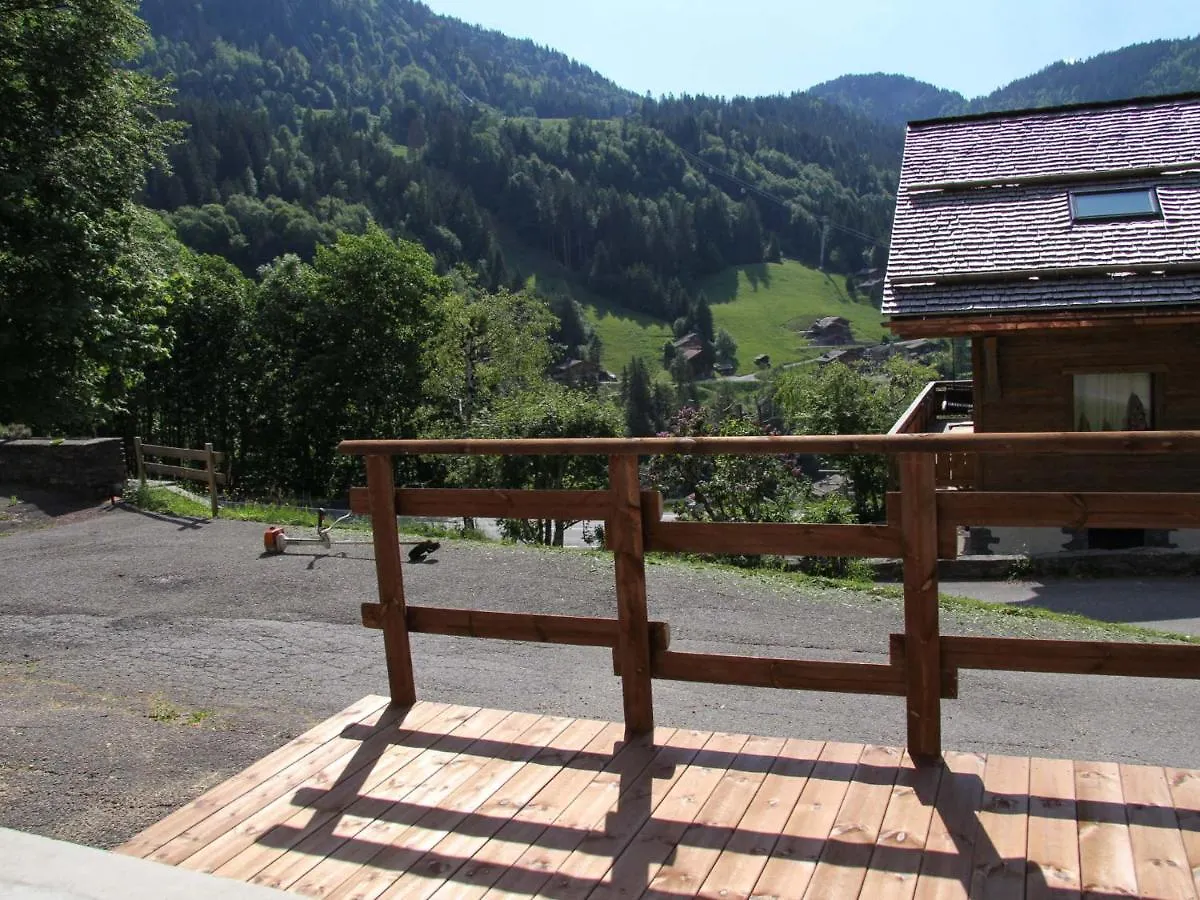 Apartment Appartement 2 Chambres Pres Des Pistes Avec Terrasse Et Garage A La Clusaz - Fr-1-459-51